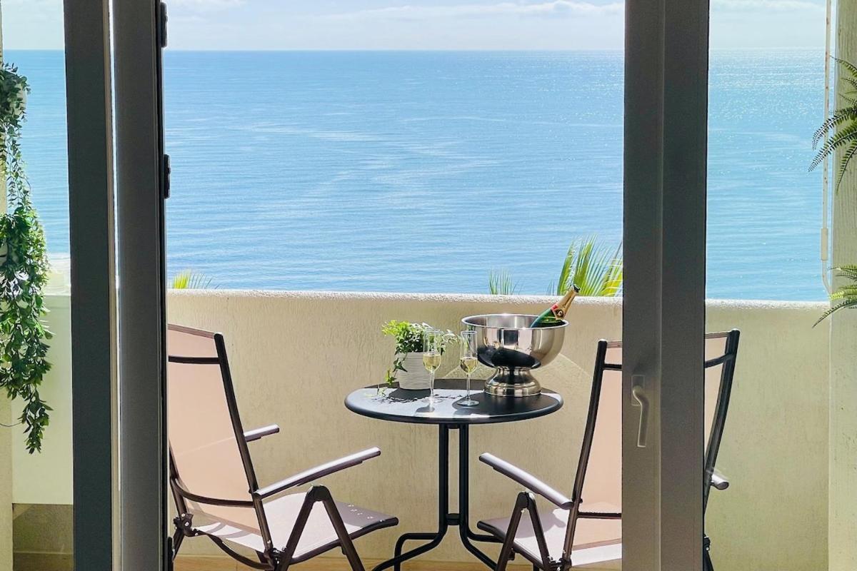 Апартаменты Direct Sea View- Bilbil Sunrise! Бенальмадена Экстерьер фото